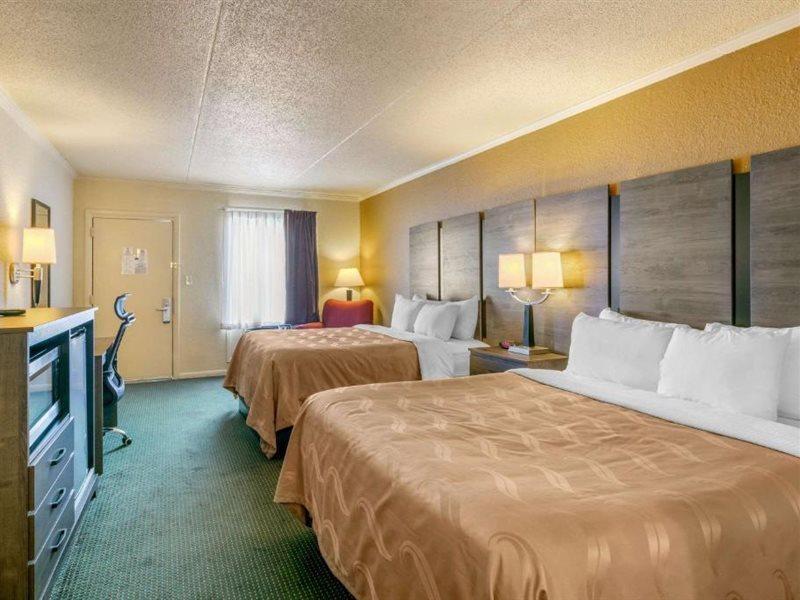 Quality Inn Manchester Eksteriør bilde