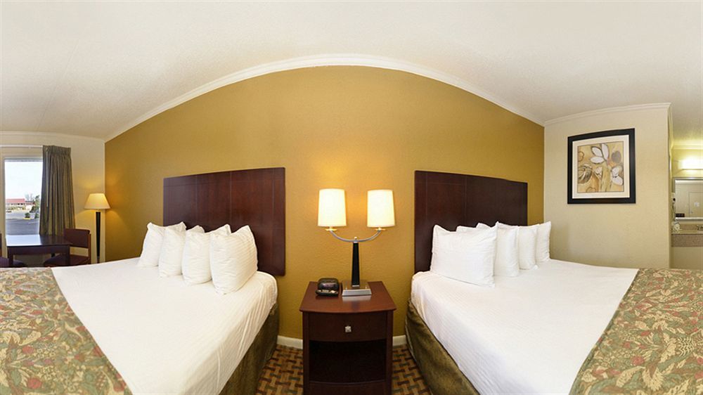 Quality Inn Manchester Eksteriør bilde