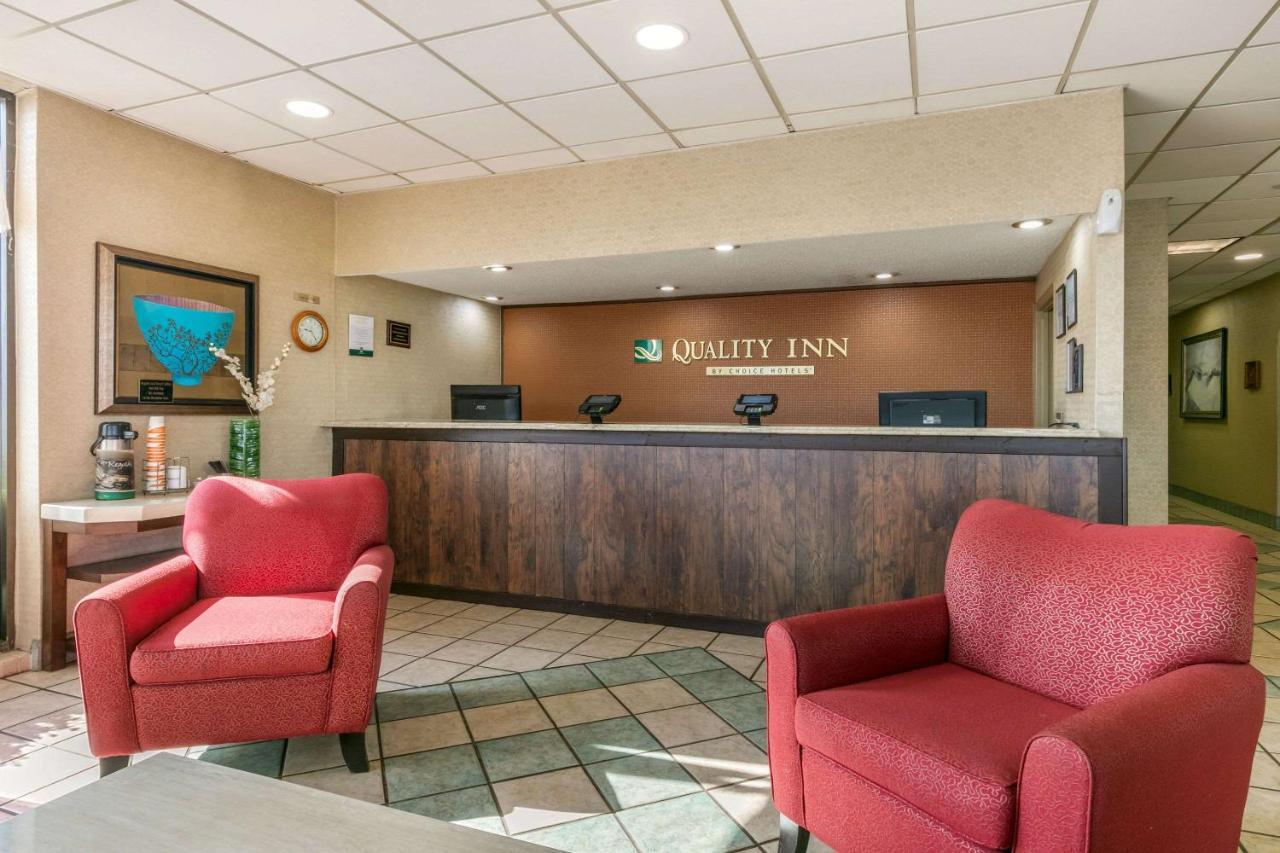 Quality Inn Manchester Eksteriør bilde