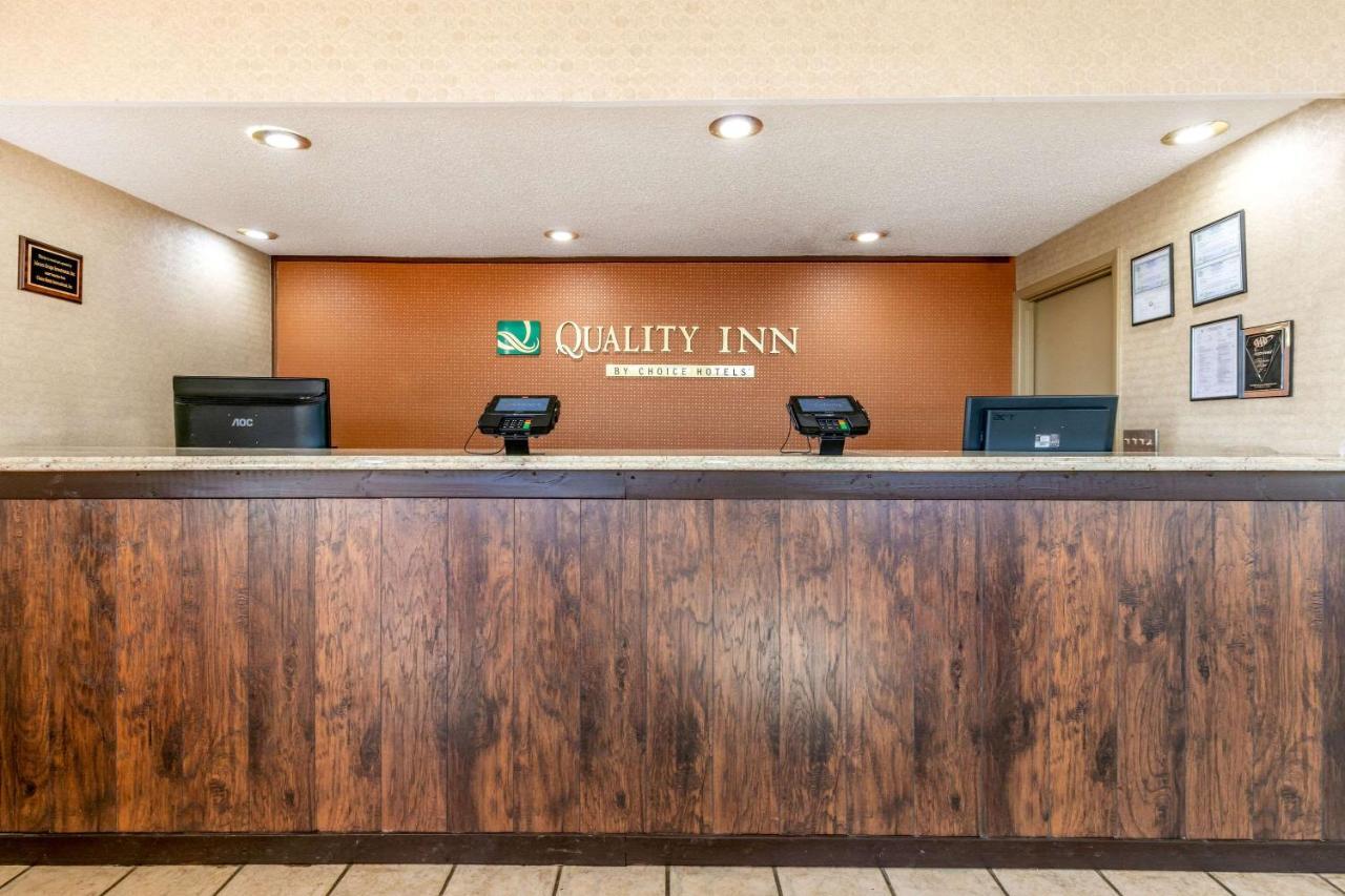 Quality Inn Manchester Eksteriør bilde